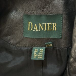 women’s black leather daniel jacket